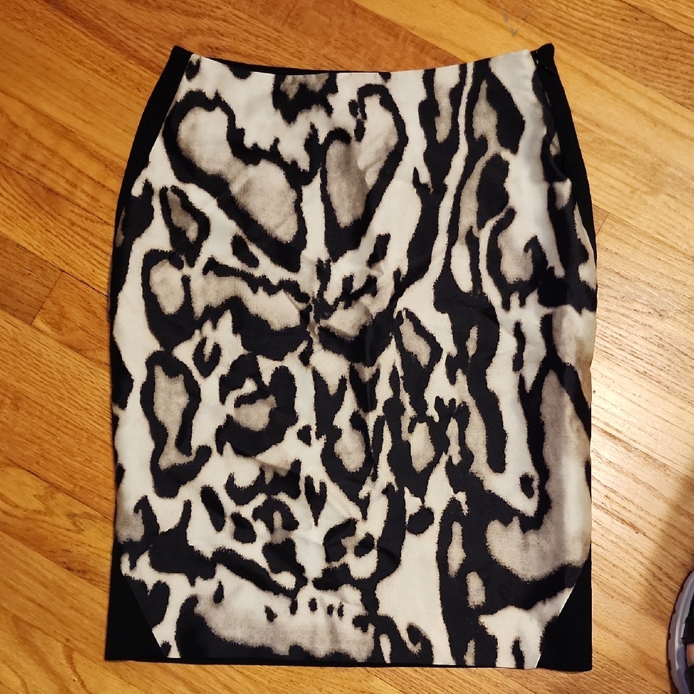 Diane Von Furstenberg Monochrome Abstract Pencil Skirt